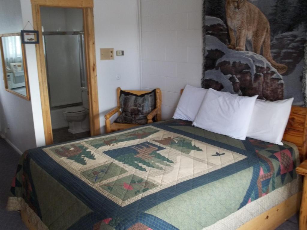 Budget Host Elk Antler Inn เธอร์โมโปลิส ห้อง รูปภาพ