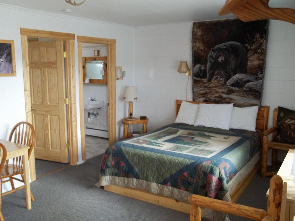 Budget Host Elk Antler Inn เธอร์โมโปลิส ห้อง รูปภาพ
